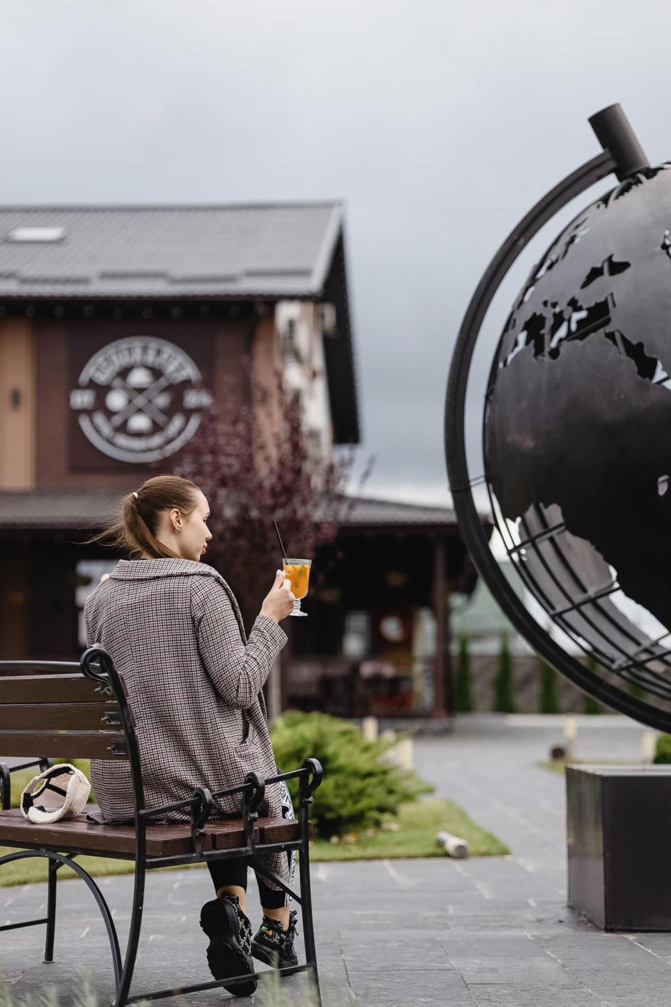 Hotel Geography Veresneve Exterior foto