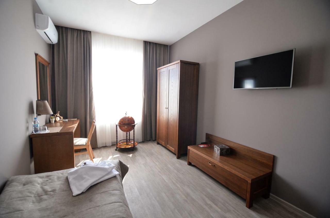 Hotel Geography Veresneve Exterior foto